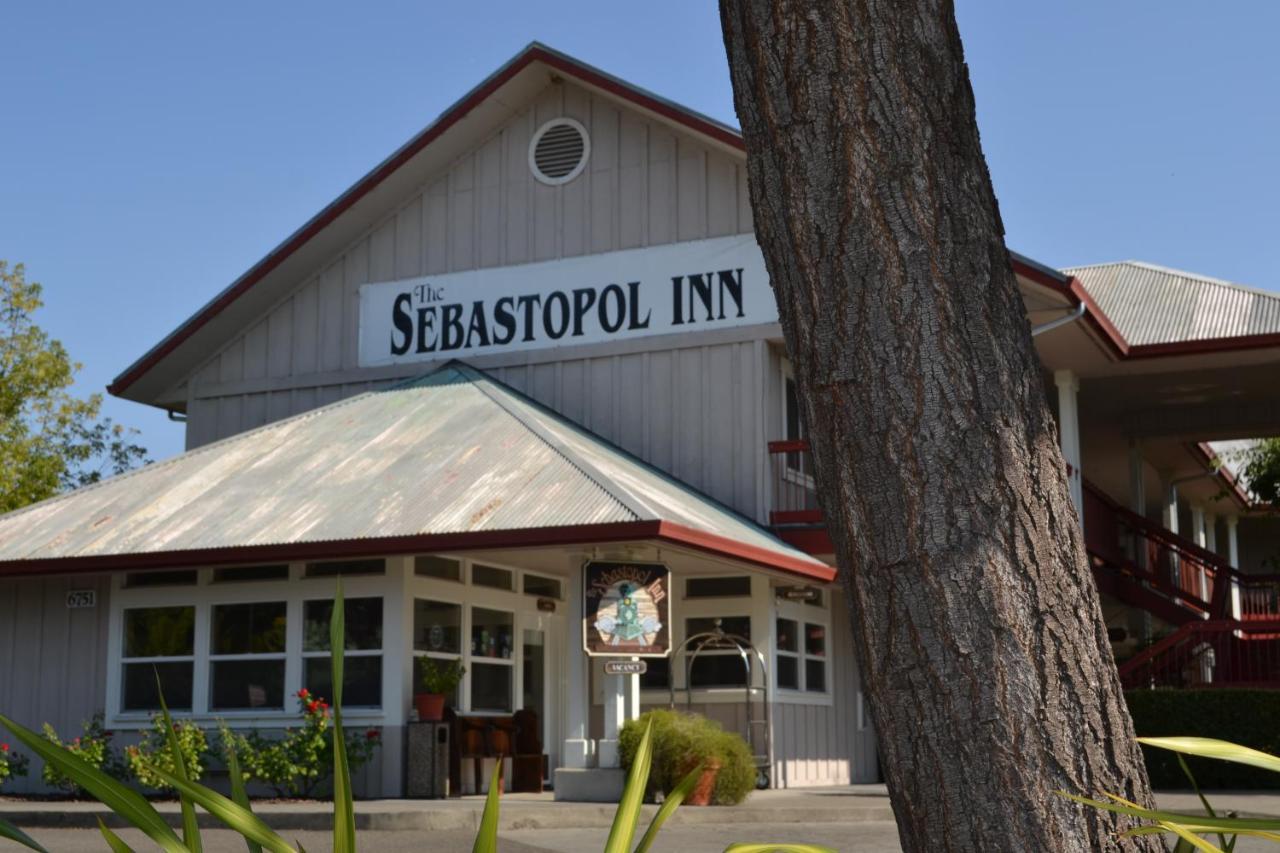 Sebastopol Inn Eksteriør billede
